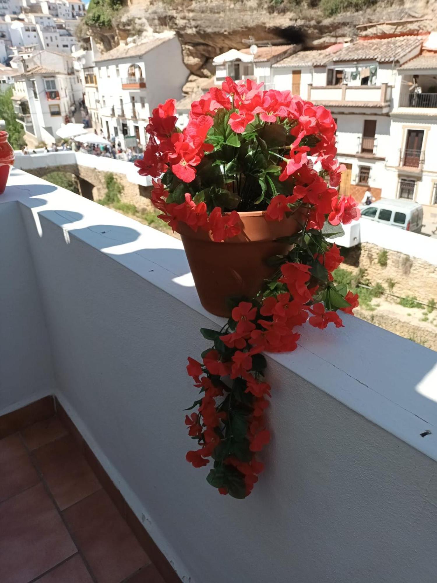 Casa Bajo La Roca Villa Setenil De Las Bodegas Exterior foto
